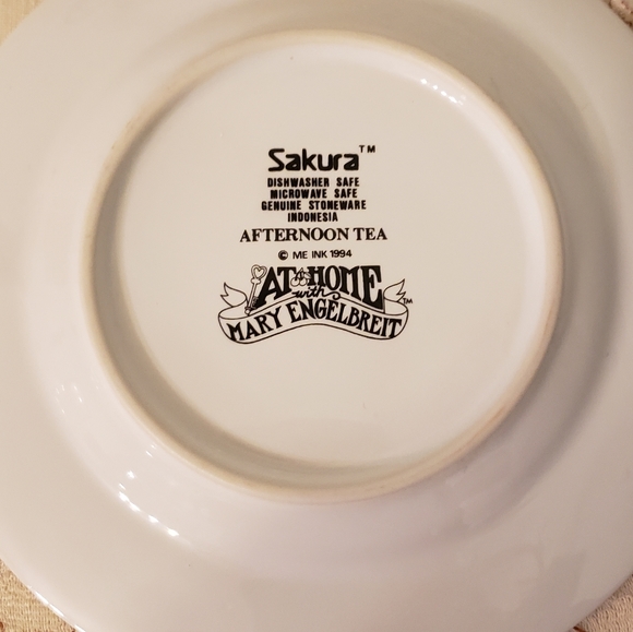 Sakura " Afternoon Tea " Saucers - Picture 4 of 9